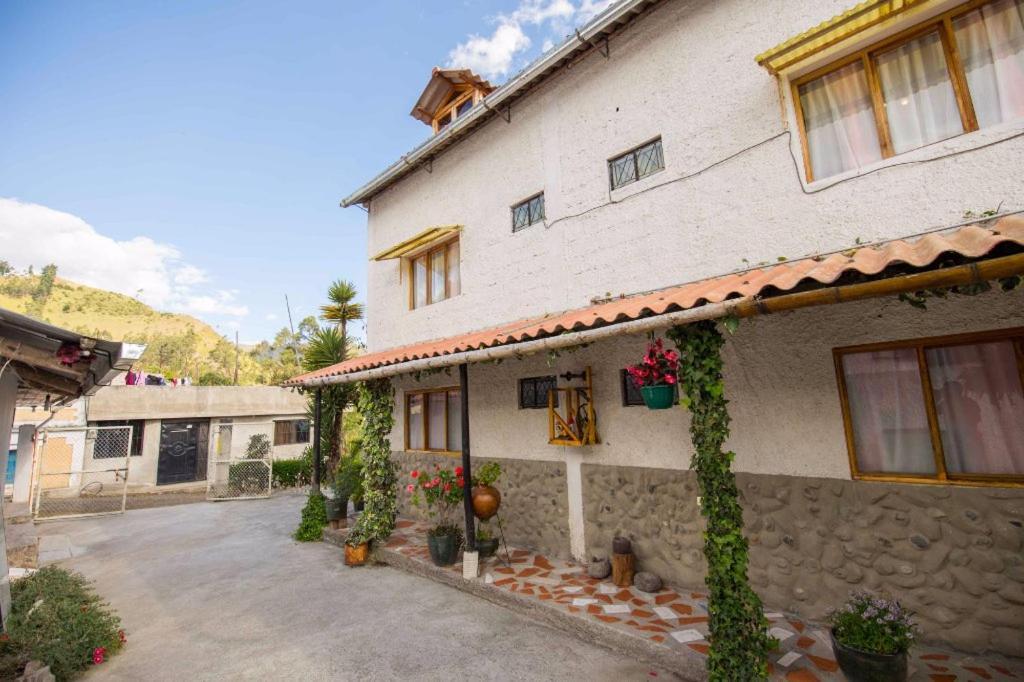 Hostal Taita Cristobal Isinlivi المظهر الخارجي الصورة