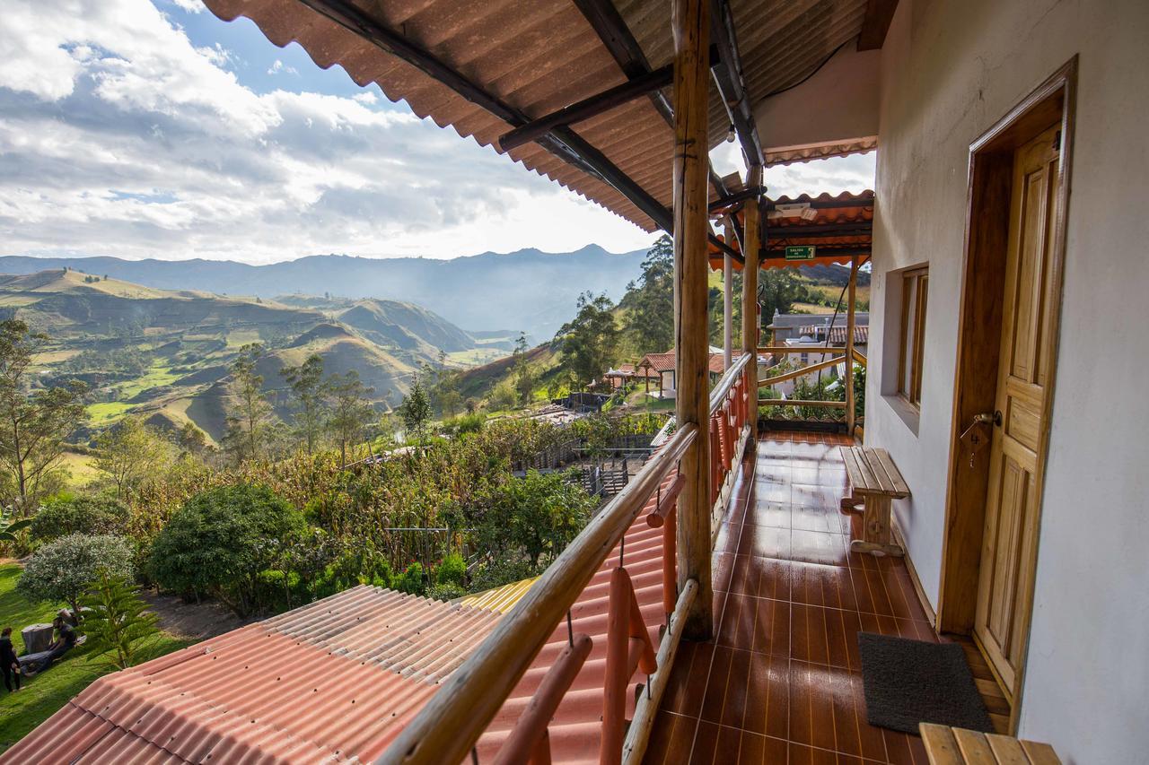 Hostal Taita Cristobal Isinlivi المظهر الخارجي الصورة